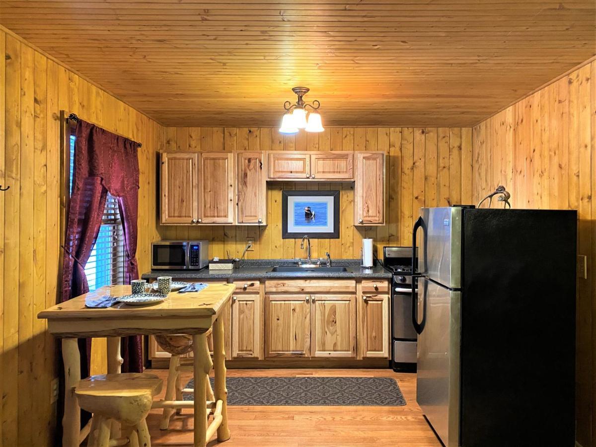 Alaska Creekside Cabins In スワード エクステリア 写真